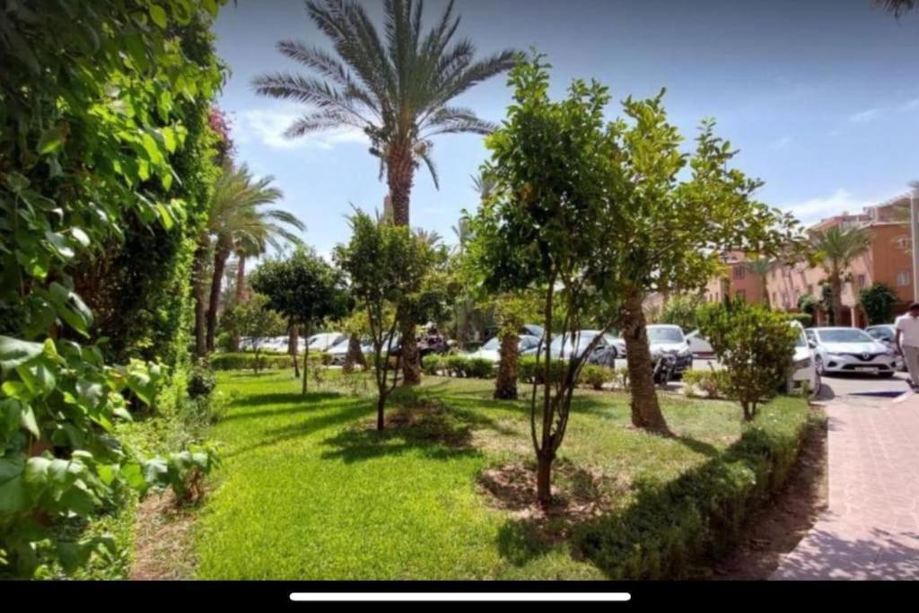 Riad Nolya Luxury Marrakech - Totalement Renove - Capacite Jusqu A 10 Lits Spacieux Marrakesch Exterior foto